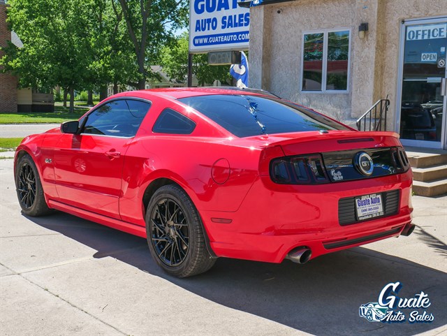マスタング　レッド 2006 Ford Mustang | Classic Cars for Sale - Streetside Classics