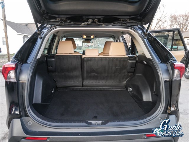Toyota RAV4 photo 10