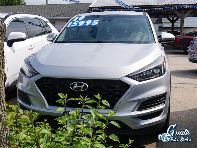 Hyundai Tucson photo 2