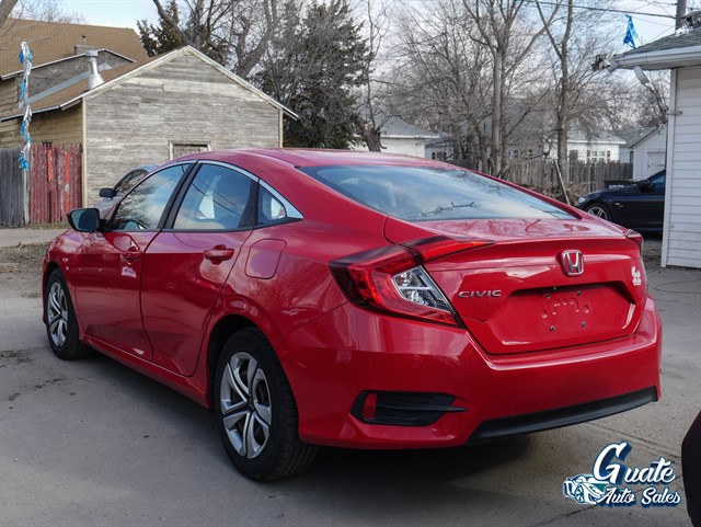 Honda Civic photo 8