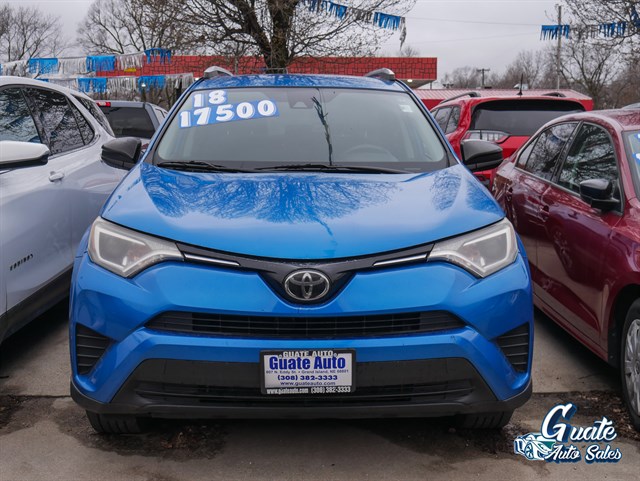 Toyota RAV4 photo 2