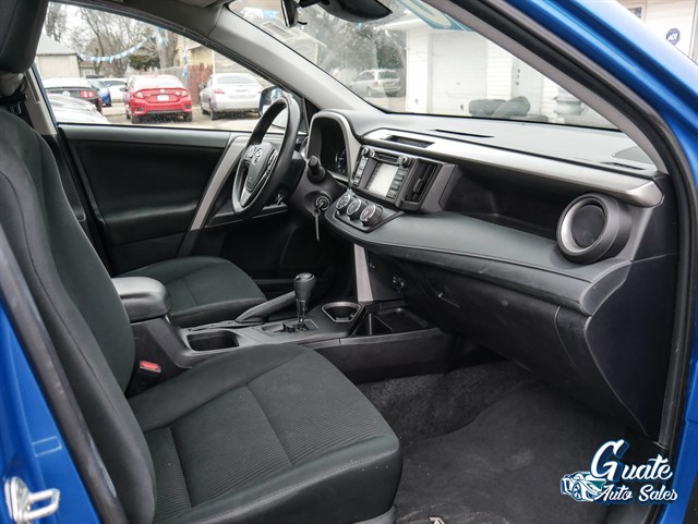 Toyota RAV4 photo 18
