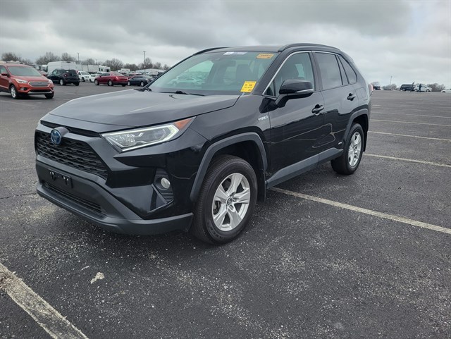 Toyota RAV4 photo 3