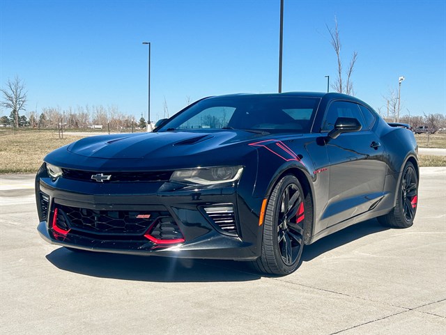 Chevrolet Camaro photo 3