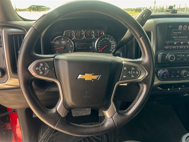 Chevrolet Silverado photo 6