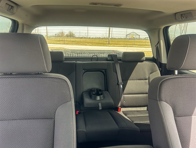 Chevrolet Silverado photo 17