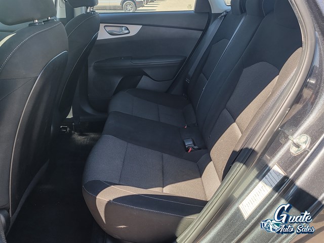 Kia Forte photo 9