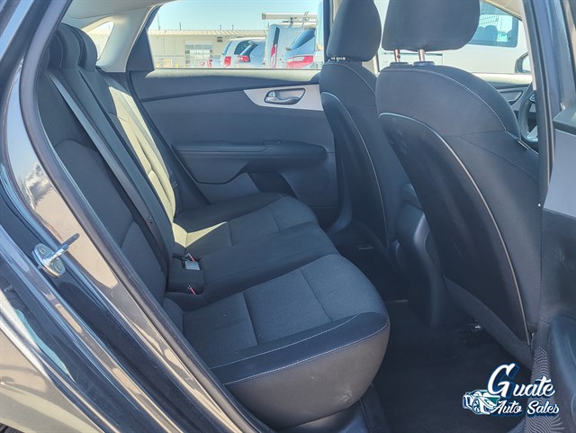 Kia Forte photo 11