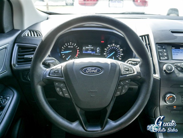 Ford Edge photo 6