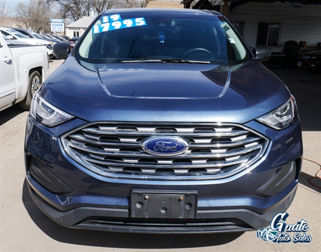 Ford Edge photo 2