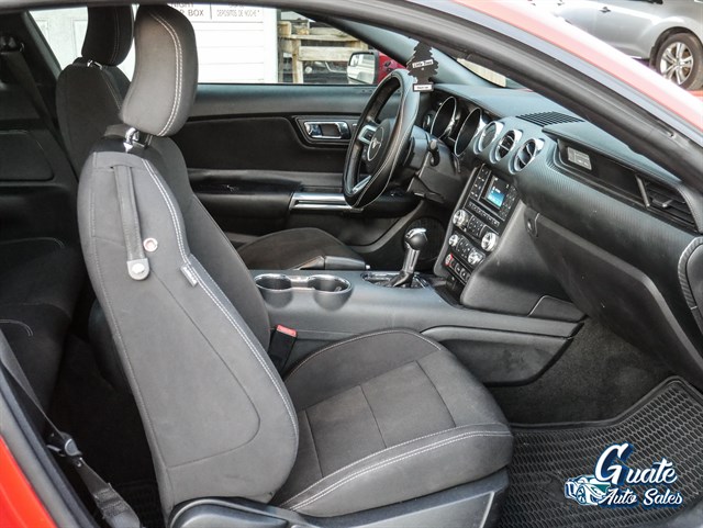 Ford Mustang photo 12