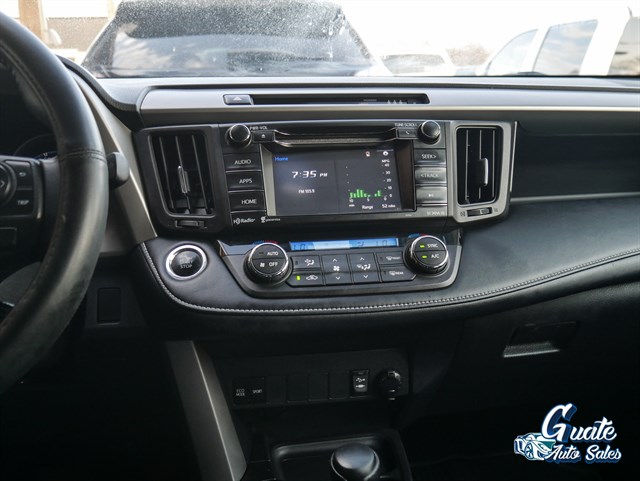 Toyota RAV4 photo 8