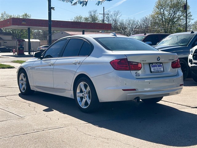 BMW 3 Series photo 9