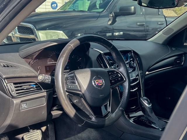 Cadillac ATS photo 4