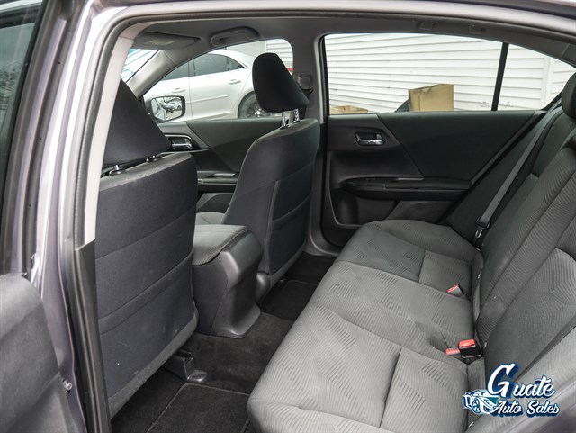 Honda Accord photo 10