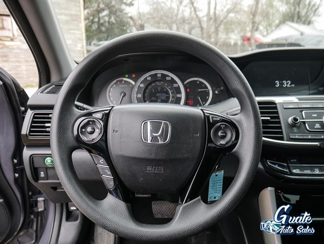 Honda Accord photo 7