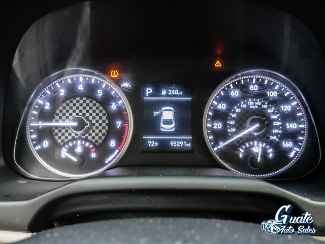Hyundai Elantra photo 6
