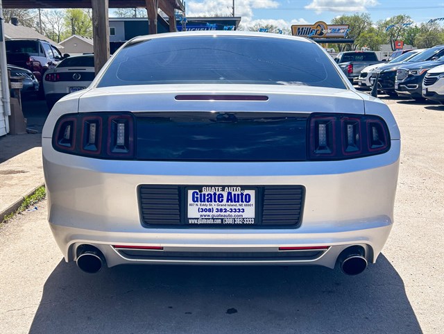 Ford Mustang photo 10