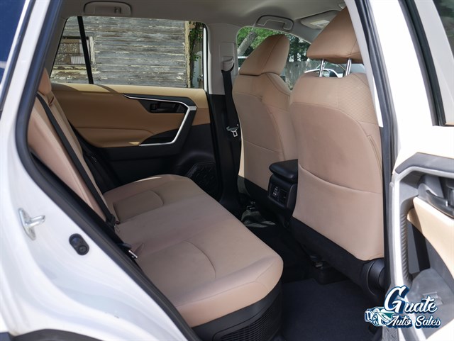 Toyota RAV4 photo 17