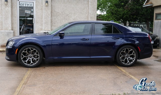 Chrysler 300 photo 4