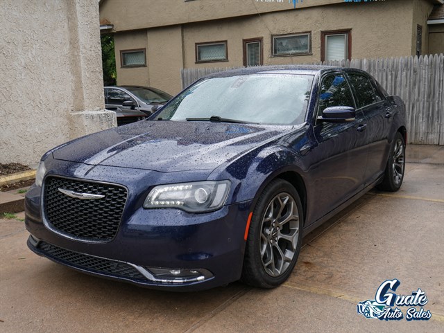 Chrysler 300 photo 3