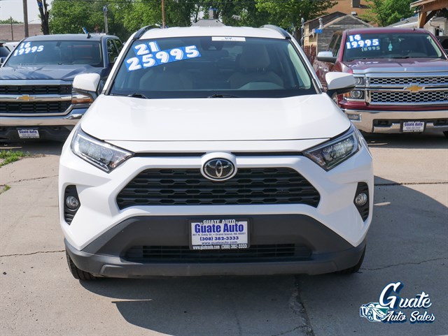 Toyota RAV4 photo 2