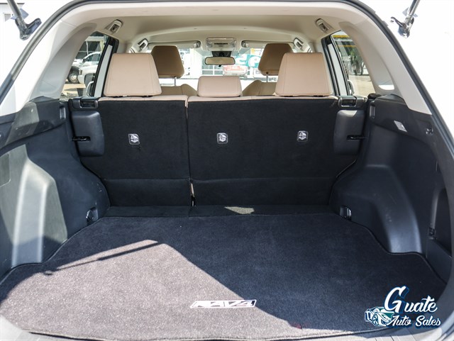 Toyota RAV4 photo 10