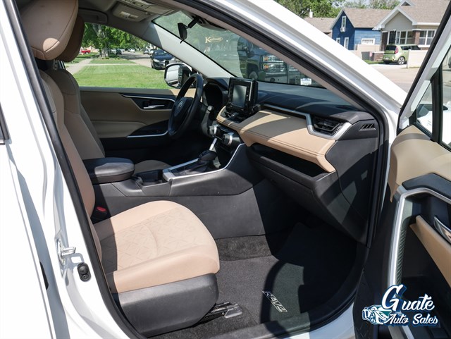Toyota RAV4 photo 13