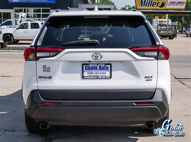 Toyota RAV4 photo 9