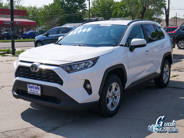 Toyota RAV4 photo 3