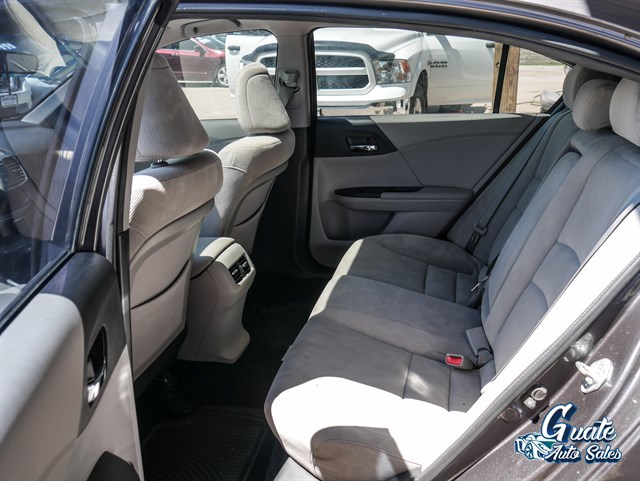 Honda Accord photo 6