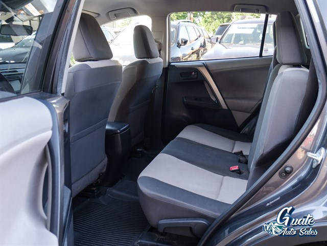 Toyota RAV4 photo 9