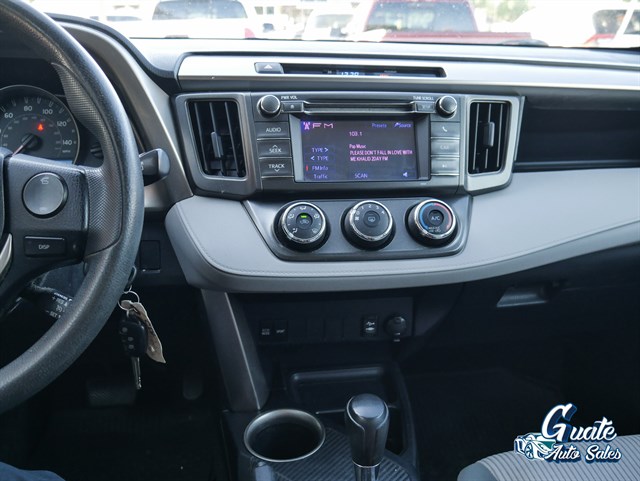 Toyota RAV4 photo 8