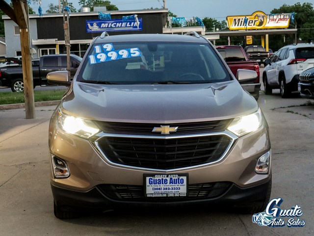 Chevrolet Equinox photo 2