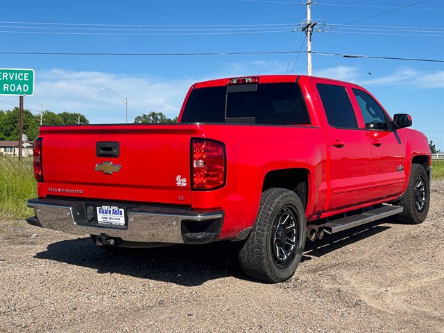 Chevrolet Silverado photo 9