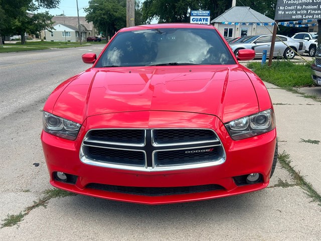 Dodge Charger photo 2