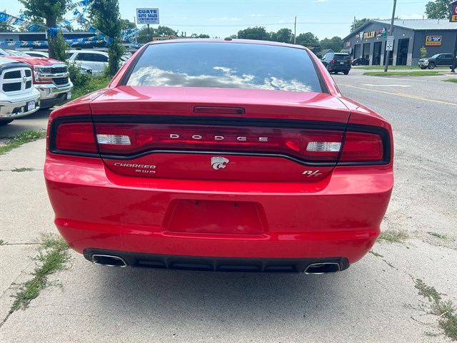 Dodge Charger photo 8