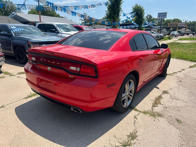 Dodge Charger photo 9