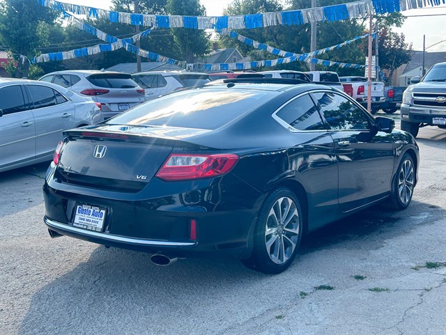 Honda Accord photo 12