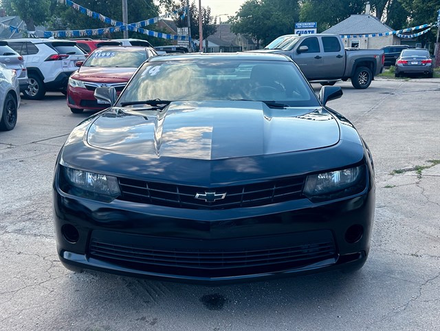 Chevrolet Camaro photo 2