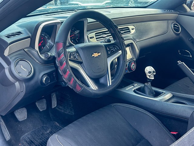 Chevrolet Camaro photo 4