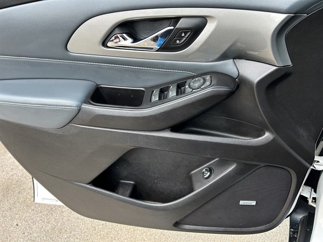 Chevrolet Traverse photo 17