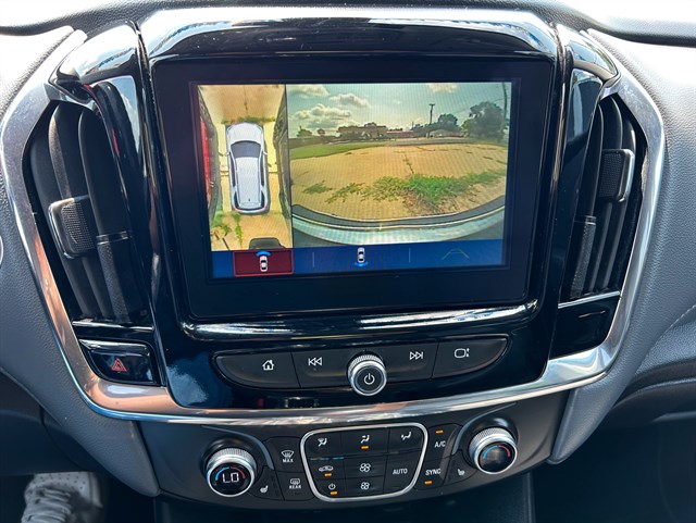 Chevrolet Traverse photo 7