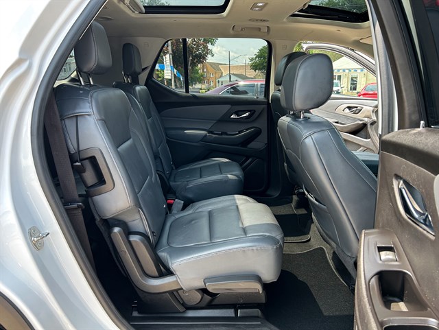 Chevrolet Traverse photo 18