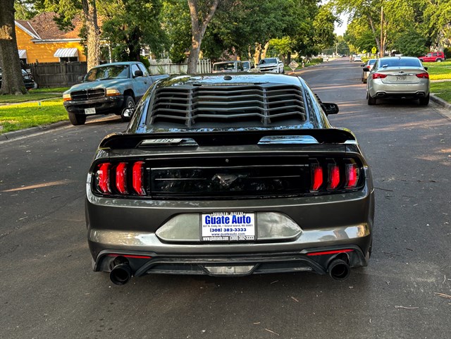 Ford Mustang photo 11