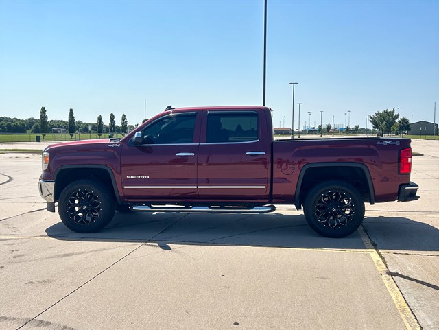 GMC Sierra photo 10