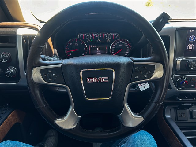 GMC Sierra photo 6