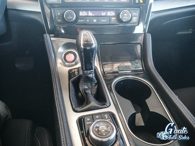 Nissan Maxima photo 9