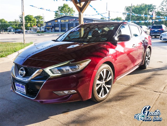 Nissan Maxima photo 3