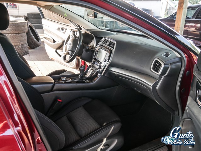 Nissan Maxima photo 16